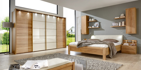Schlafzimmer klassisch modern Toledo Eiche teilmassiv Kunstleder weiß Glas magnolie